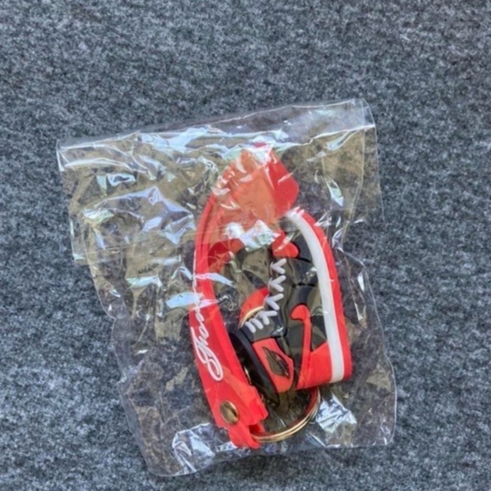 Red Sneaker Keychain with Basketball Charm & "Forever Sports" Strap – Cute Bag - Picture 4 of 4
